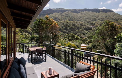 The Loft House At Coalcliff - ACT Tourism 7