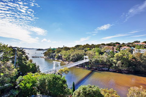 Vaucluse Cove - ACT Tourism 6