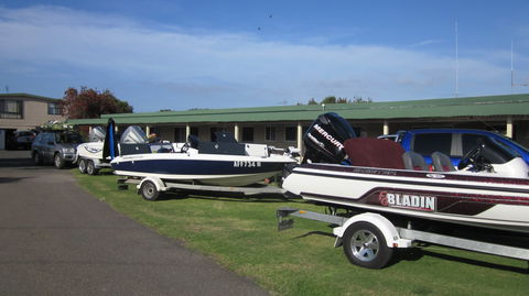 Coral Tree Lodge Tourist Park - ACT Tourism 2