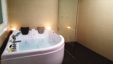 Cradle Alpine Retreat - ACT Tourism 1