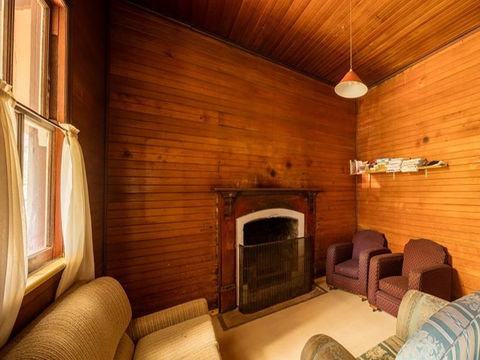 Daffodil Cottage - ACT Tourism 5