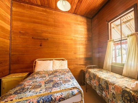 Daffodil Cottage - ACT Tourism 6