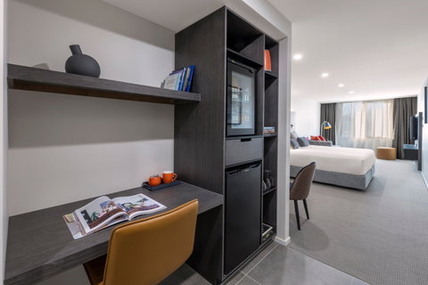 Deco Hotel Canberra - ACT Tourism 2