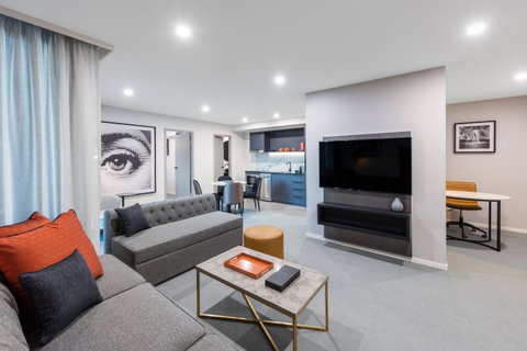 Deco Hotel Canberra - ACT Tourism 8