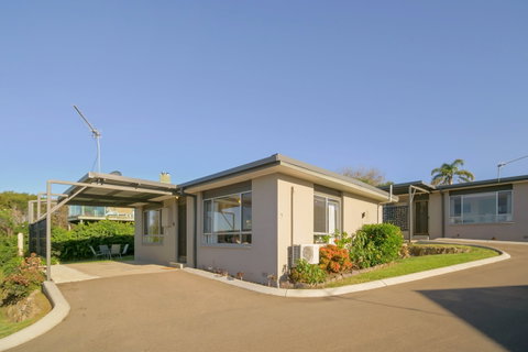 Eagle Heights Holiday Units - Scenic Unit - ACT Tourism 2