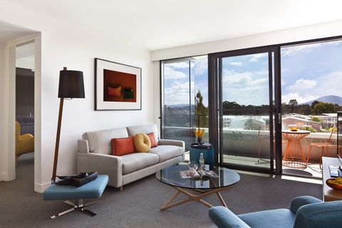 East Hotel + Apartments - ACT Tourism 2