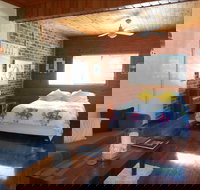 Frangi Breezes Bed and Breakfast - ACT Tourism