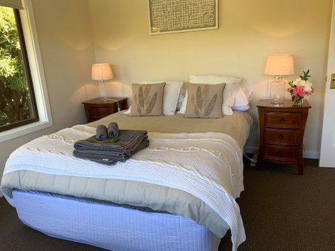 Hahndorf Luxury Lodge - ACT Tourism 1