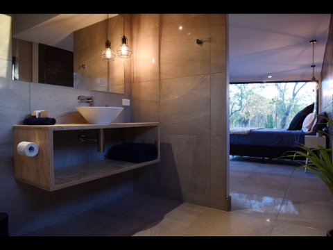 Hideaway Litchfield - ACT Tourism 3