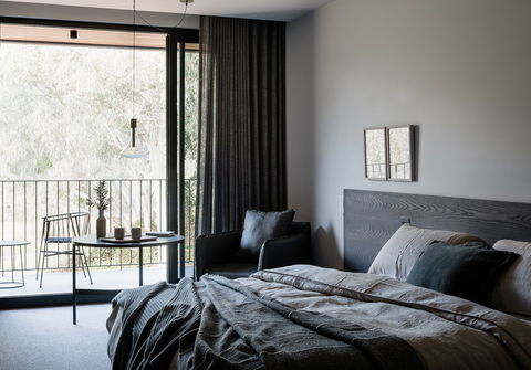 Mitchelton Hotel - ACT Tourism 0