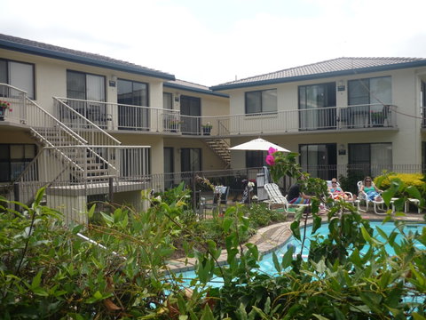 Ocean Drive Apartments - ACT Tourism 0