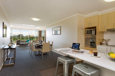 Pacific Suites Canberra - ACT Tourism 4