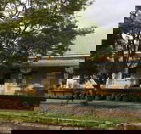 Surgeons Cottage - ACT Tourism