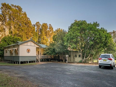 Swamp House And Bunkhouse - ACT Tourism 0