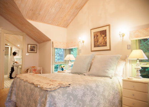 The Studio & The Barn - ACT Tourism 1
