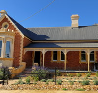 The Monarch Tumut - ACT Tourism