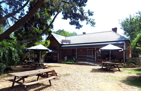 Victoria Hotel: Moonan Flat - ACT Tourism 3