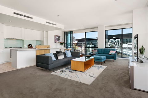 Waterfront Melbourne Apartments - ACT Tourism 2