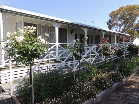 Burrabliss Bed And Breakfast - ACT Tourism 1