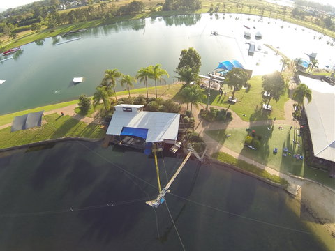 Cables Lodge Accommodation - ACT Tourism 0