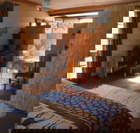 Fernmark Inn Guest House - ACT Tourism