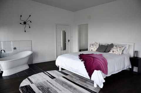 Hickory Moon - ACT Tourism 1