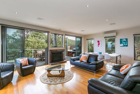 L'Vista Lorne - ACT Tourism 0