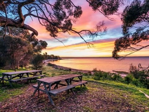 Mercure Kangaroo Island Lodge - ACT Tourism 1