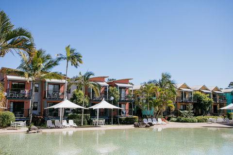 Noosa Lakes Resort - ACT Tourism 0