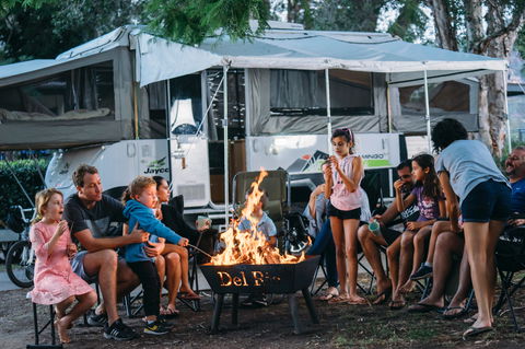 Del Rio Riverside Resort - ACT Tourism 0