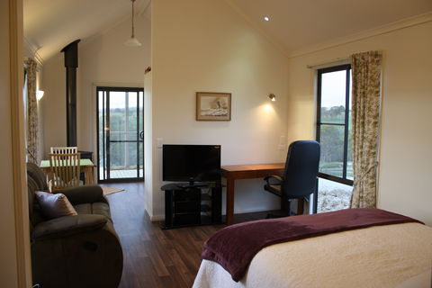Grace Cottages - ACT Tourism 1