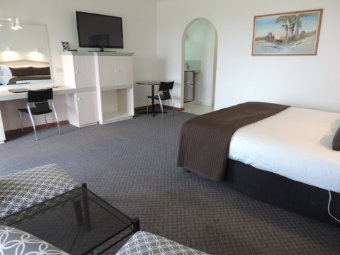 Lakes Resort Mount Gambier - ACT Tourism 2