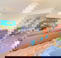 Lakelandia - ACT Tourism