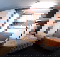 Tally Ho Motor Inn - ACT Tourism