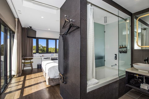 The Kingsford Brisbane Airport Hotel - ACT Tourism 2