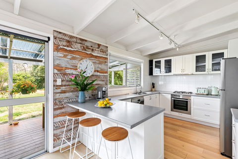 The Beach House Anglesea - ACT Tourism 2