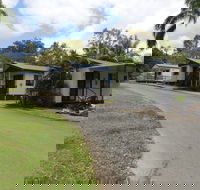 Tropicana Caravan Park Sarina - ACT Tourism