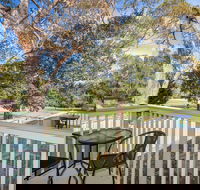 Villa De Golf at Mollymook - ACT Tourism