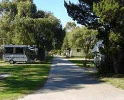 Rockingham Holiday Village - ACT Tourism 1