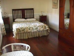 Karribank Country Retreat - ACT Tourism 4