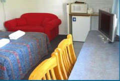 Beach Drive Motel - ACT Tourism 1