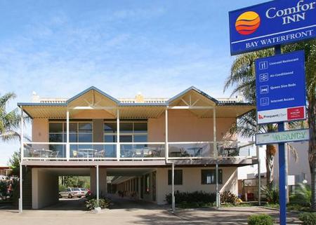 Comfort Inn Bay Waterfront - ACT Tourism 0