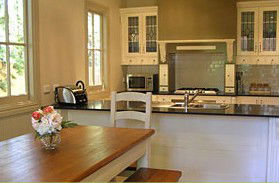 Brantwood Cottage - ACT Tourism 1