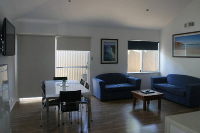 Clearwater Motel Apartments - ACT Tourism 2