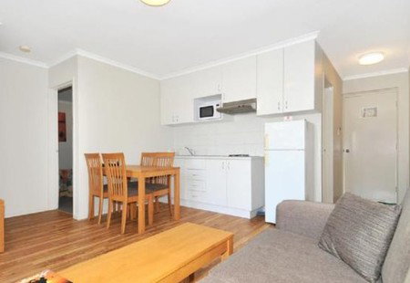 Comfort Inn Crest Mandurah Motel & Apartments - ACT Tourism 3