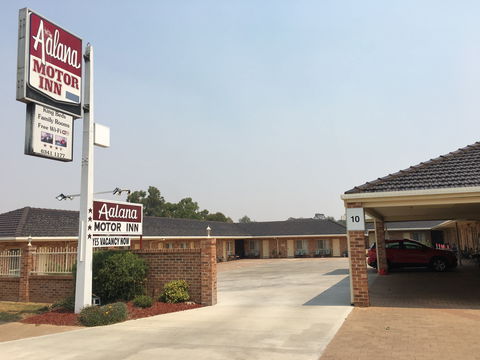 Aalana Motor Inn - ACT Tourism 1