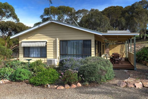 Emu Bay Holiday Homes - ACT Tourism 4