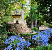 Aldgate Creek Cottage Bed  Breakfast - ACT Tourism