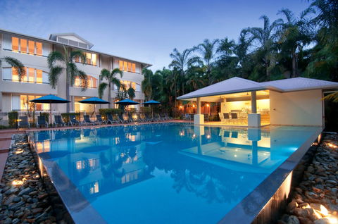 Cayman Villas Port Douglas - ACT Tourism 1