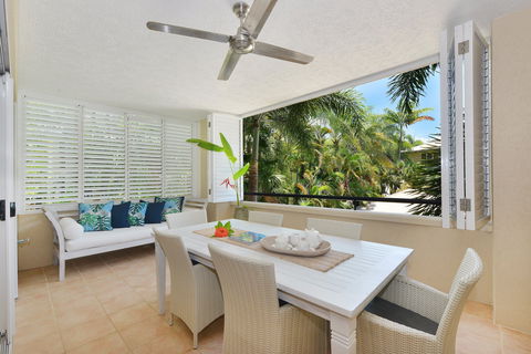 Cayman Villas Port Douglas - ACT Tourism 2